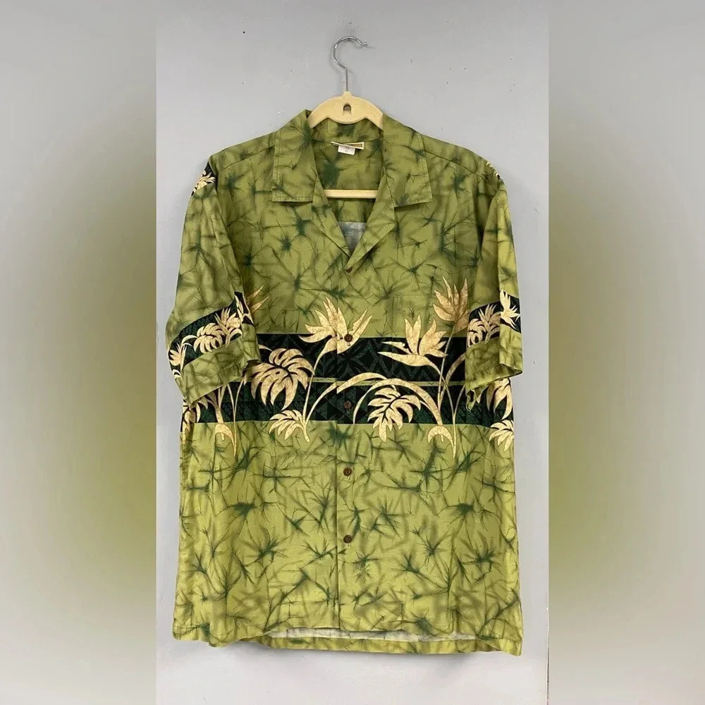 Hawaiian Short Sleeved Button Down Men’s Shirt Size XL 100% Cotton Tropical